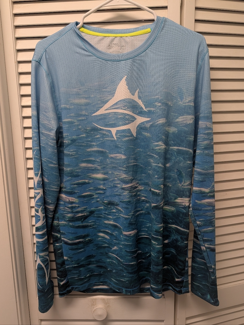 Blue Ocean Graphic Long Sleeve Fishing Shirt